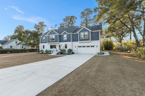 A home in Mount Pleasant