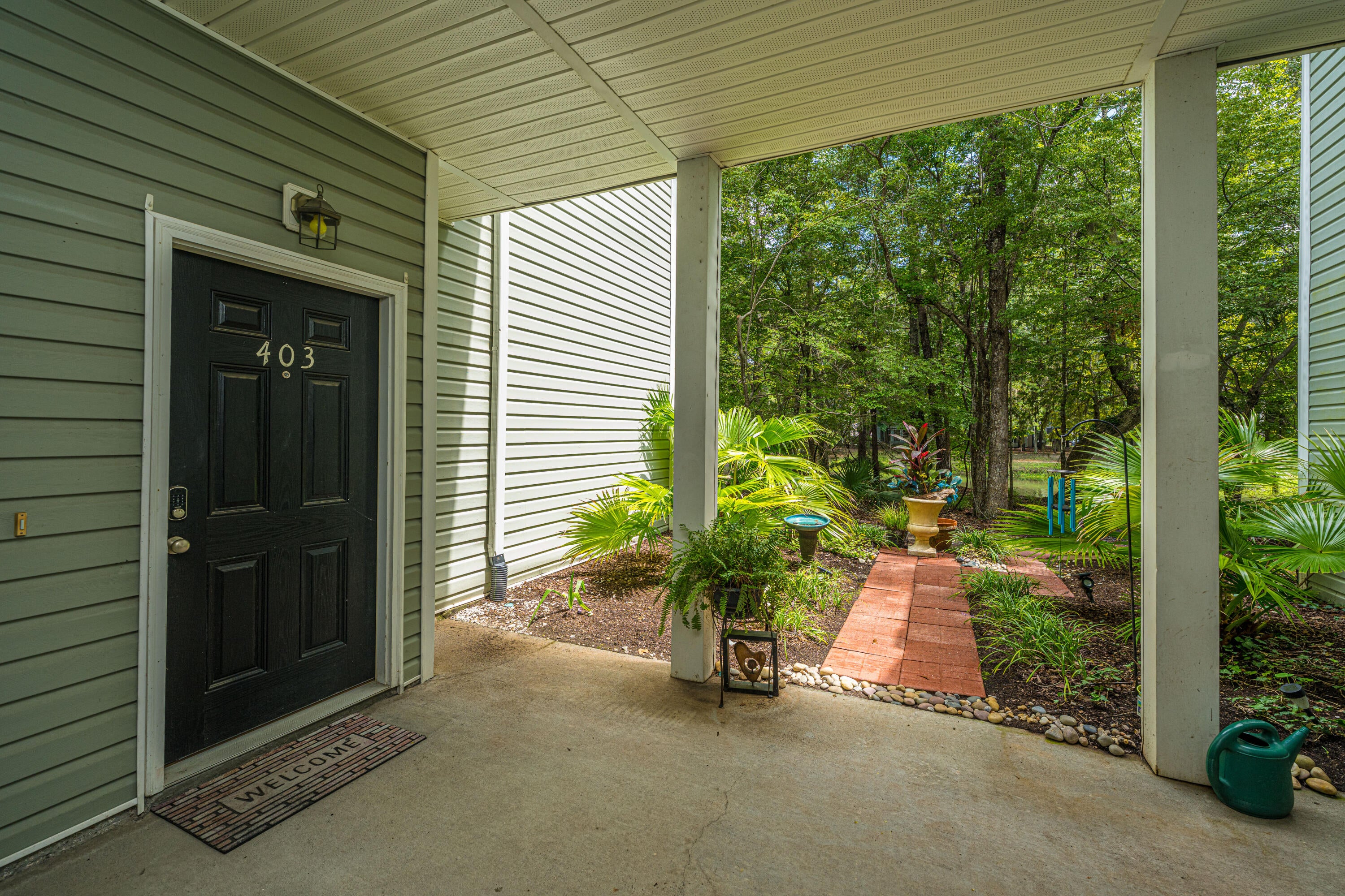 403 S Elgin Court