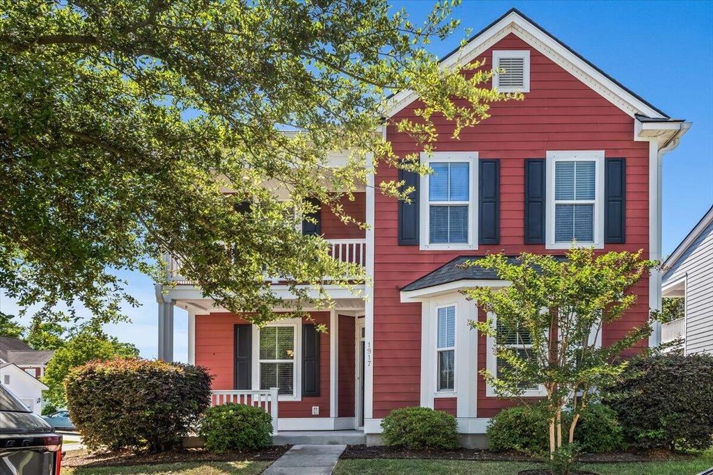 Photo of 1917 Gammon Street, Charleston, SC 29414 (MLS # 26011403)