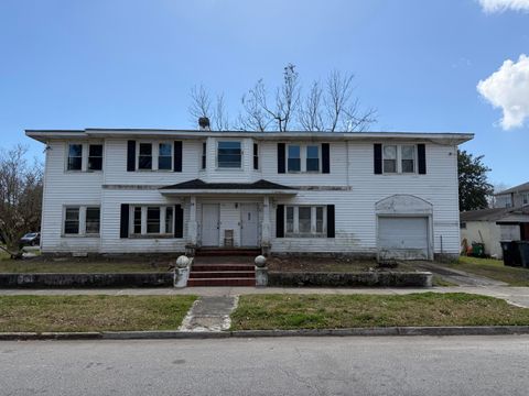 83 Peachtree Street Charleston SC 29403