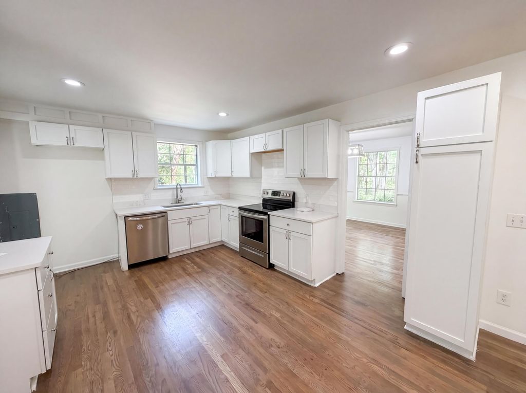 Photo of 101 Picadilly Loop, Summerville, SC 29483 (MLS # 26012068)