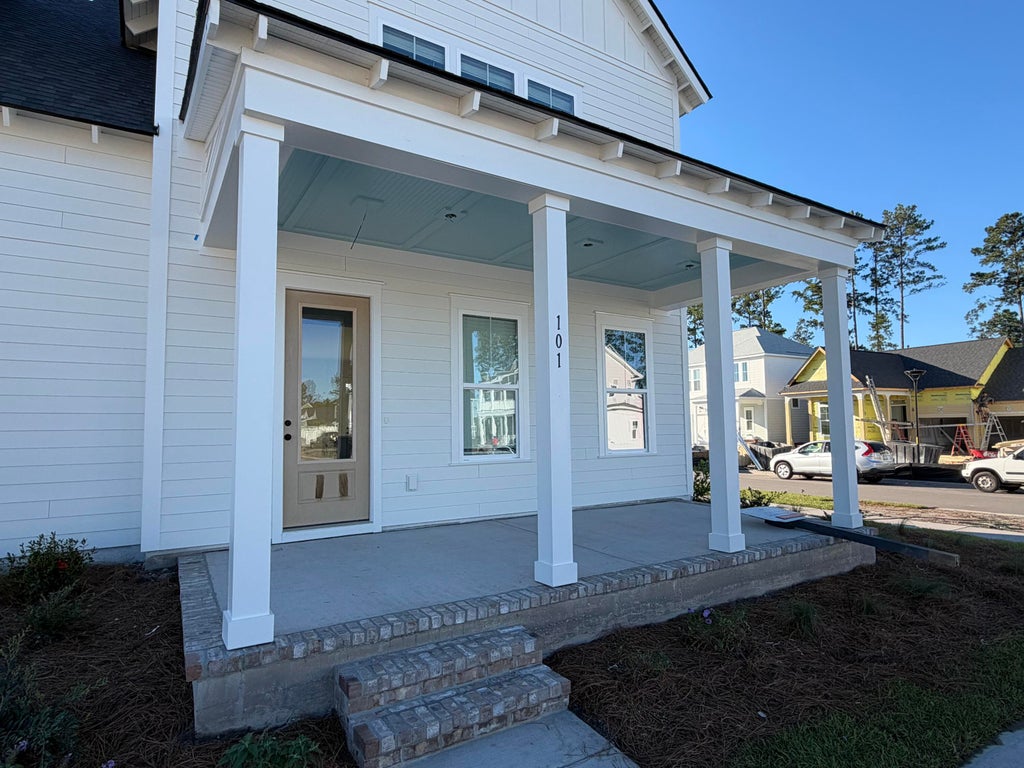 Photo of 101 Sun Up Way, Summerville, SC 29486 (MLS # 26028068)