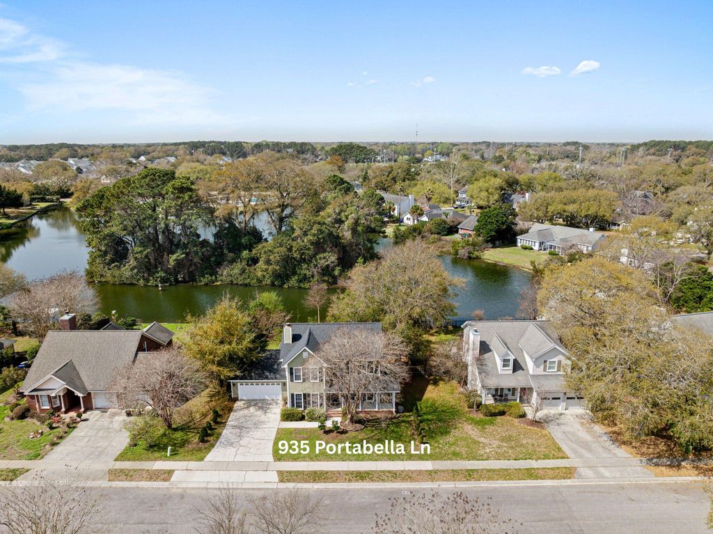 Photo of 935 Portabella Lane, Charleston, SC 29412 (MLS # 26007934)