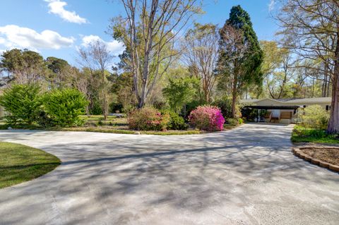 A home in Moncks Corner