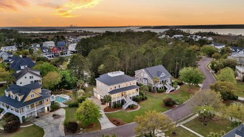 Photo of 2504 Ballast Point, Mount Pleasant, SC 29466 (MLS # 26006751)