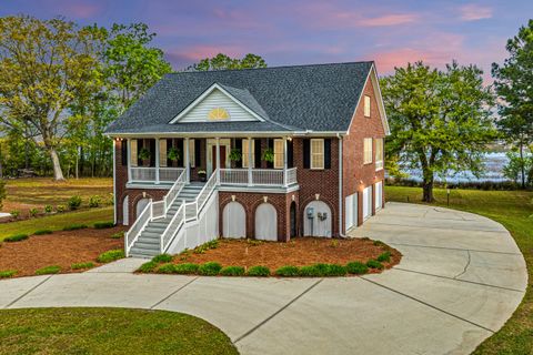 A home in Mount Pleasant