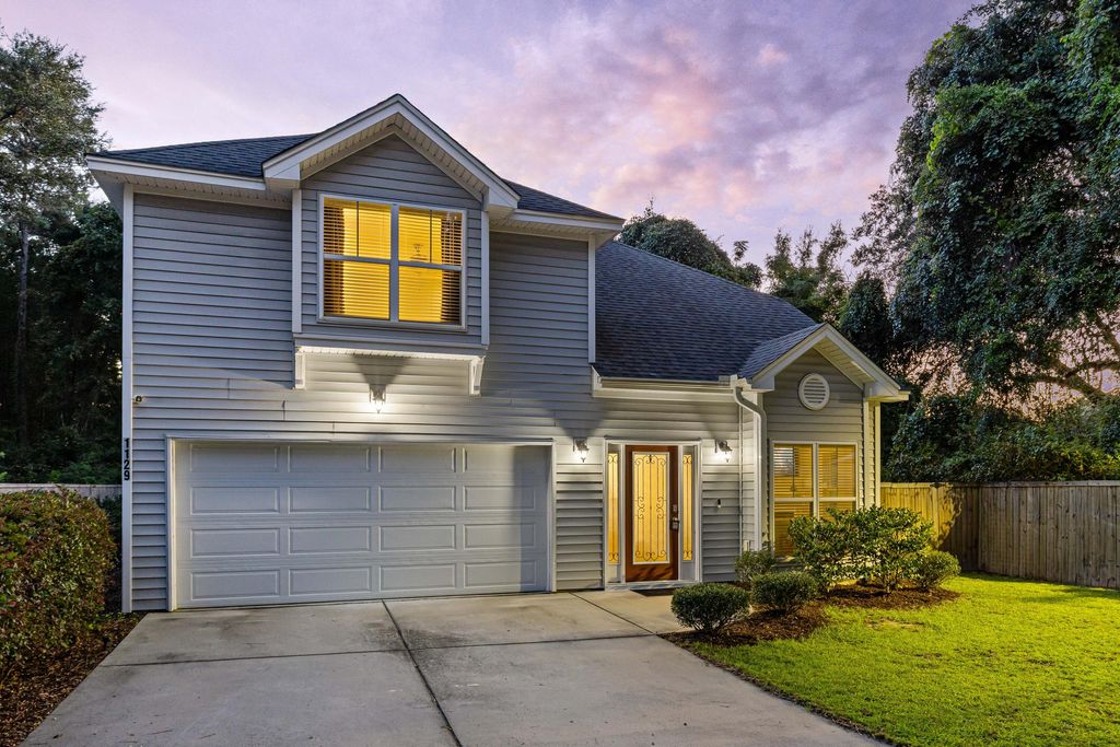 Photo of 1129 Camp Road, Charleston, SC 29412 (MLS # 25024298)