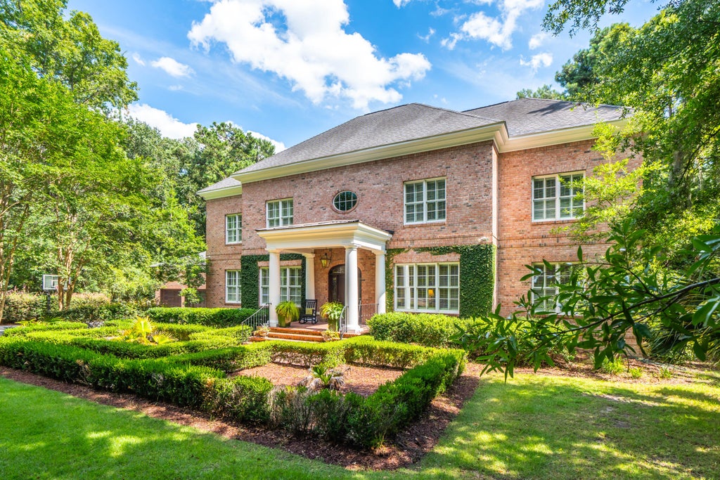 Photo of 653 Barbados Drive, Charleston, SC 29492 (MLS # 26019705)