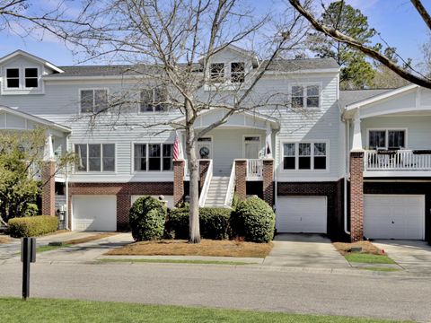 Photo of 161 Etiwan Pointe Drive, Mount Pleasant, SC 29464 (MLS # 26006334)