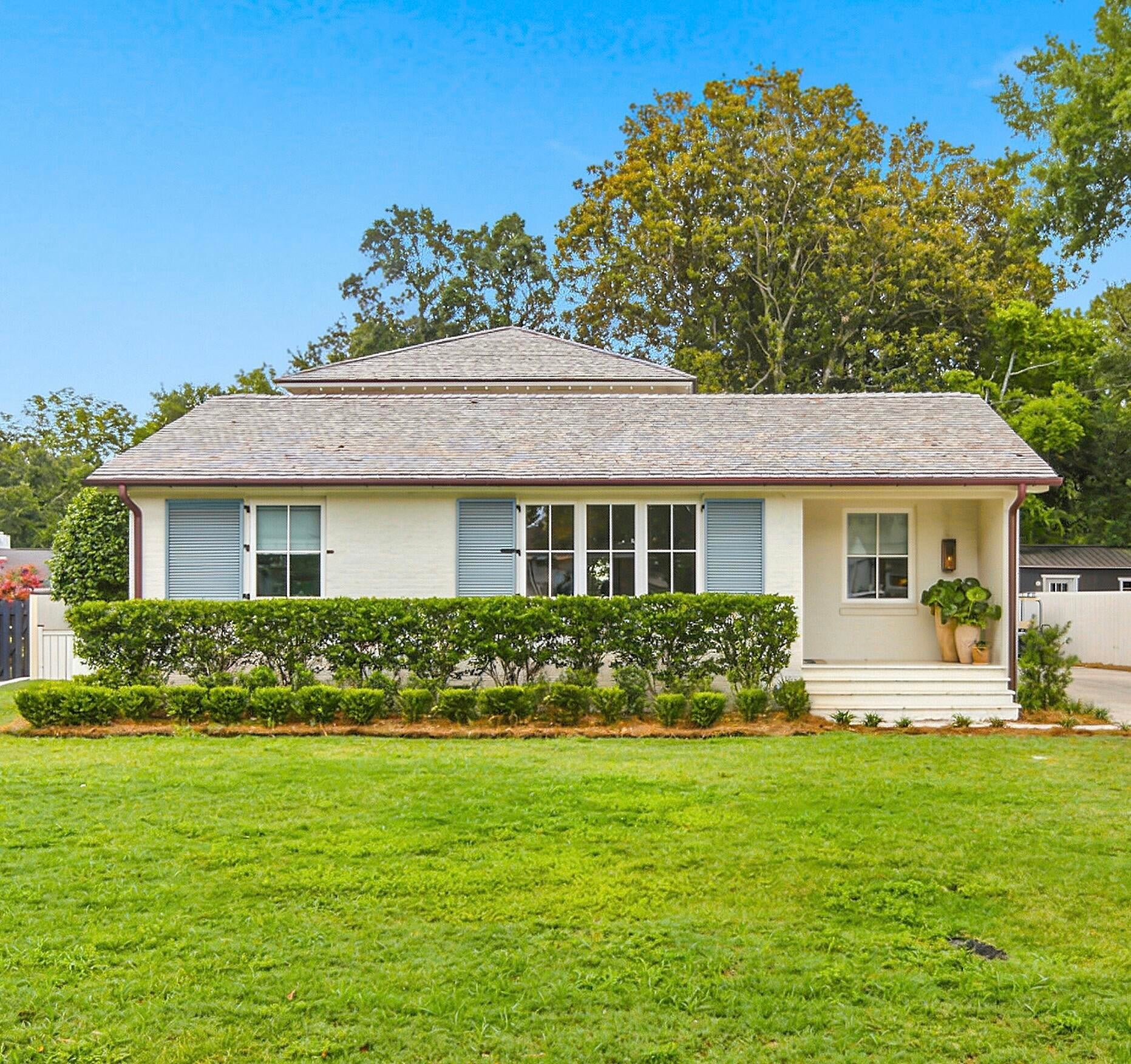 12 Ellen Avenue