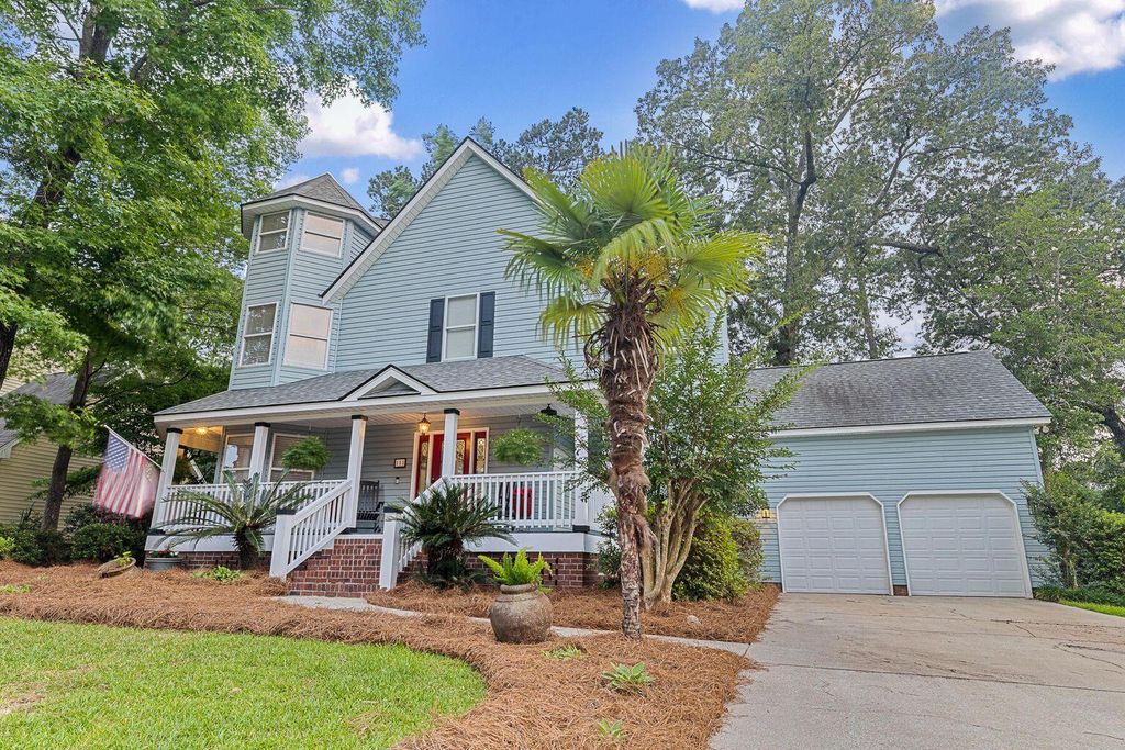 Photo of 111 Long Bow Road, Summerville, SC 29485 (MLS # 26000027)