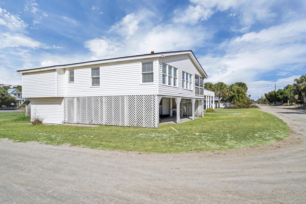 Photo of 2308 Palmetto Boulevard, Edisto Island, SC 29438 (MLS # 26003185)