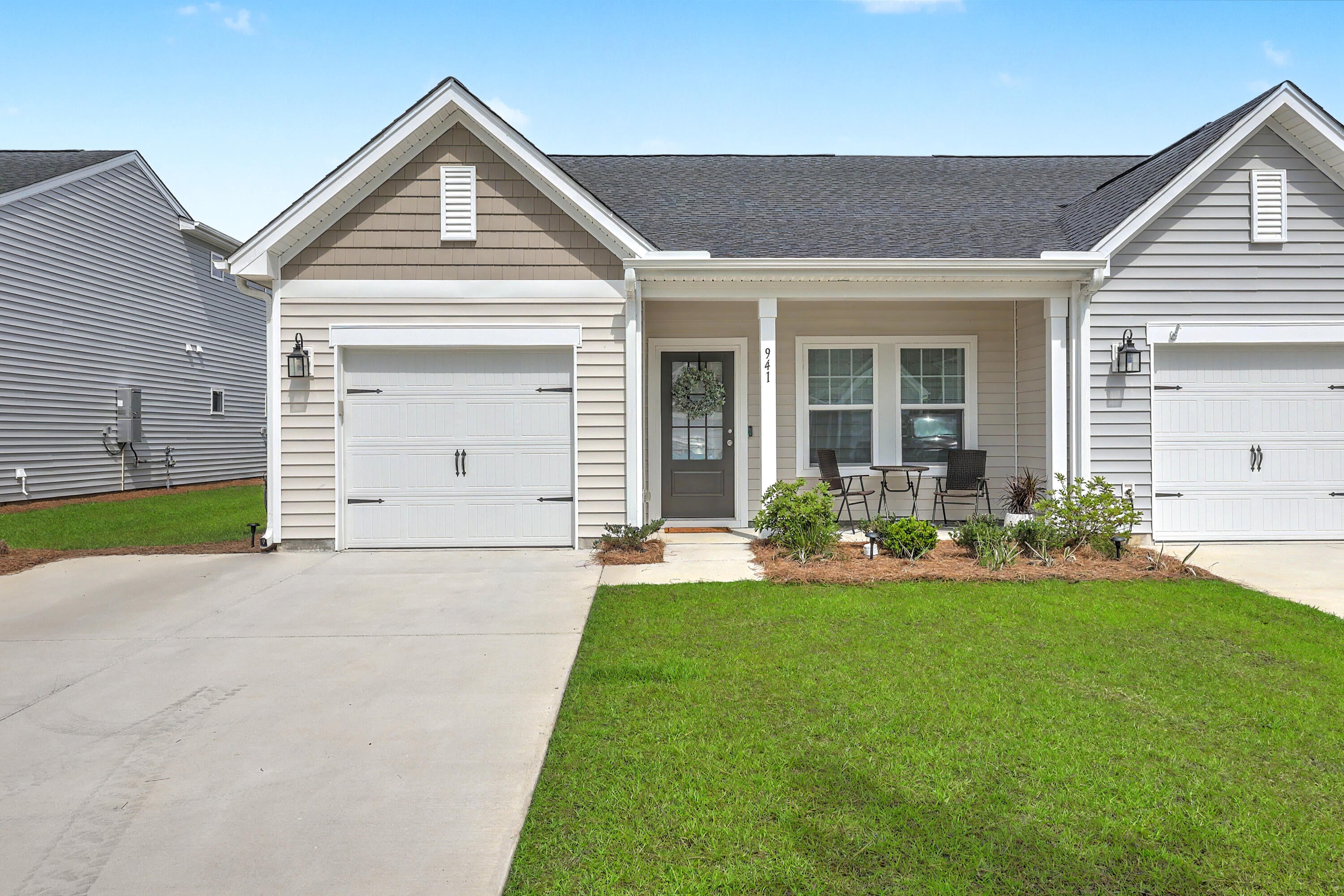 941 Dusk Drive