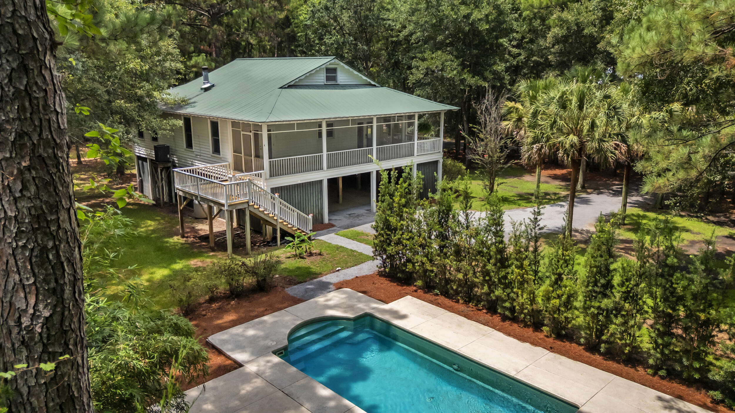 615 Romain Road