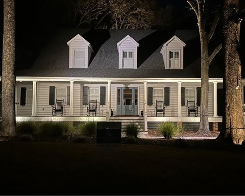A home in Mount Pleasant