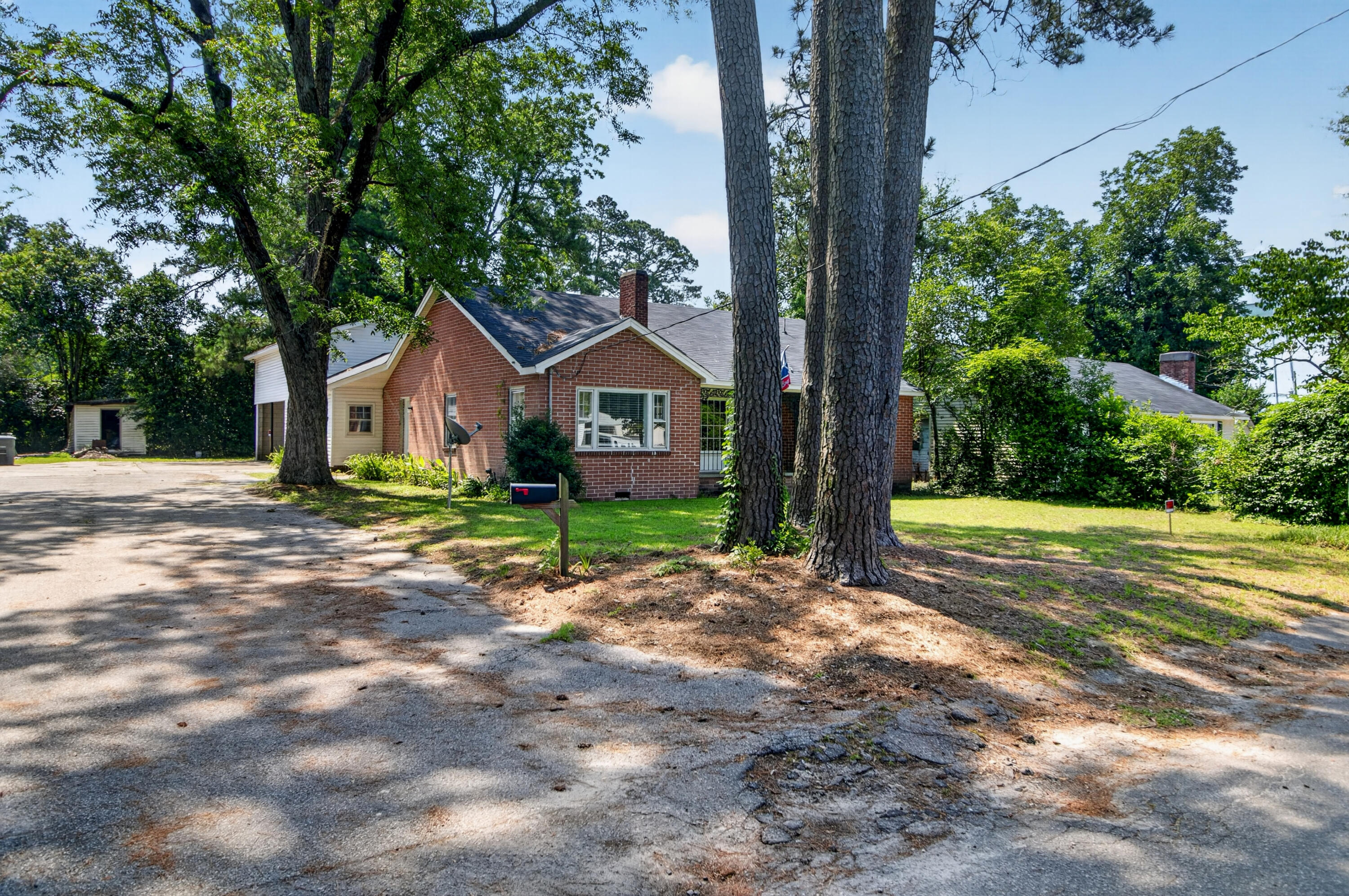502 May Street