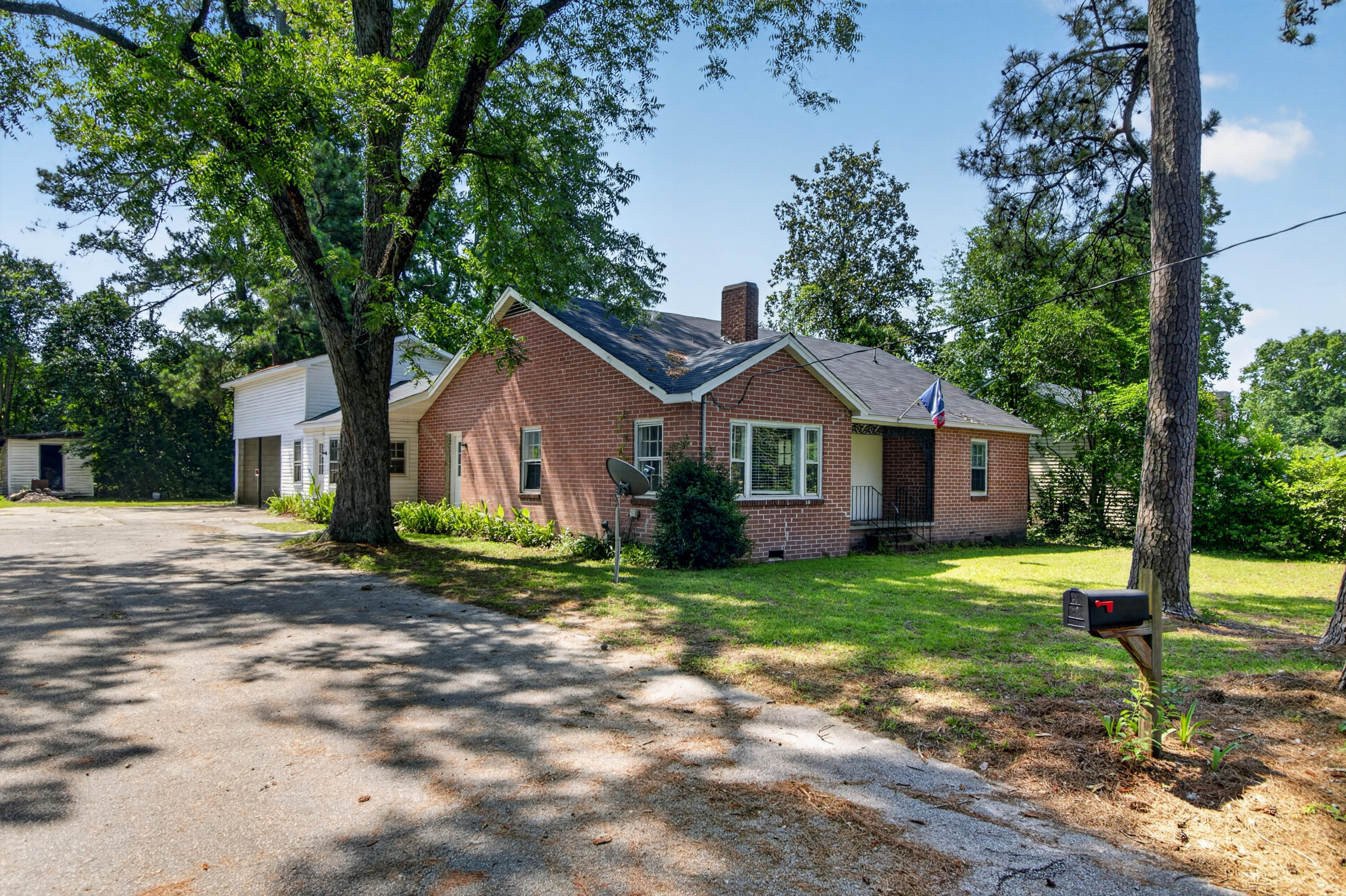 502 May Street