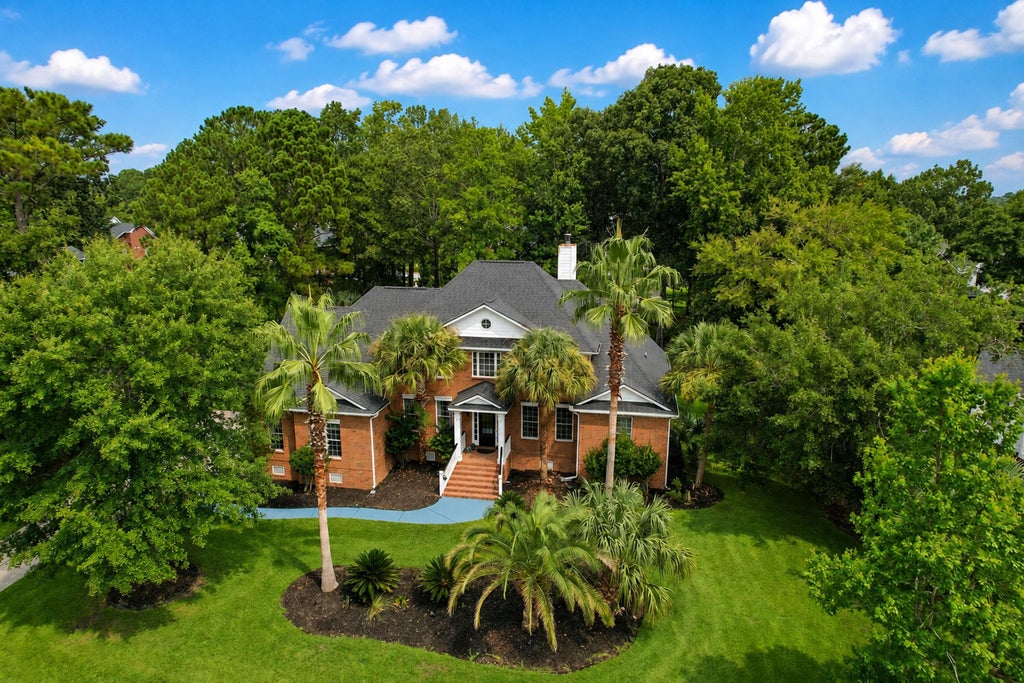 Photo of 2323 Darts Cove Way, Mount Pleasant, SC 29466 (MLS # 26024426)