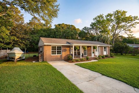 662 Schooner Road Charleston SC 29412