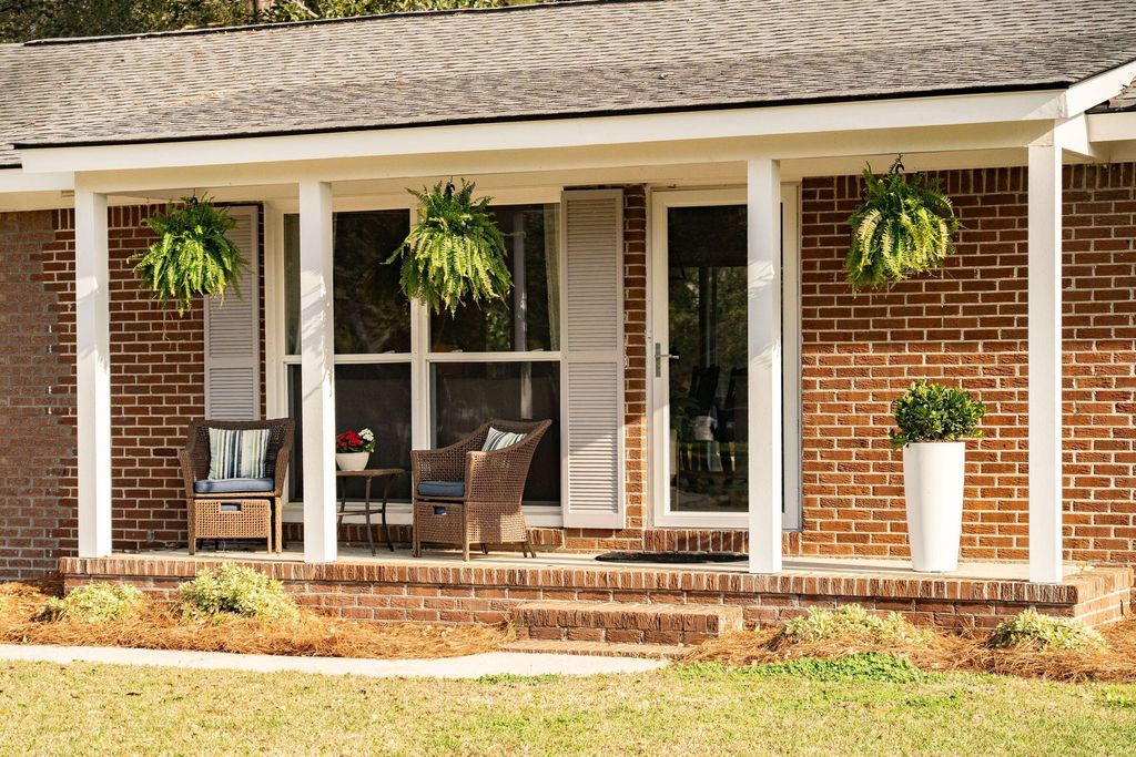 Photo of 662 Schooner Road, Charleston, SC 29412 (MLS # 26008194)
