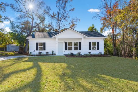 6035 Tampa Street Hanahan SC 29410