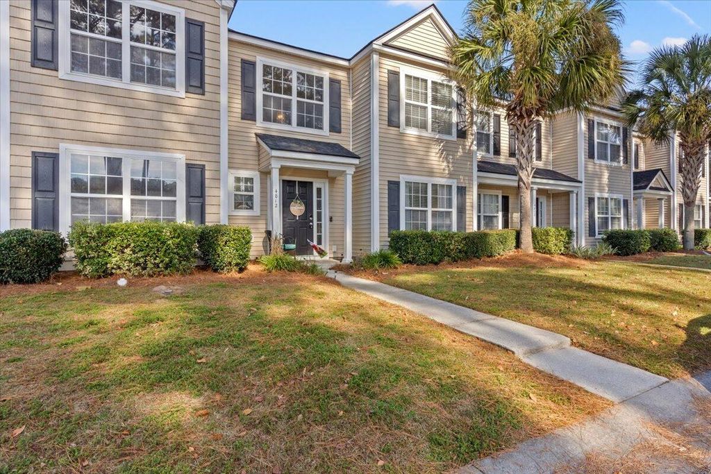 Photo of 4812 Willow Brook Lane, Summerville, SC 29485 (MLS # 25030676)