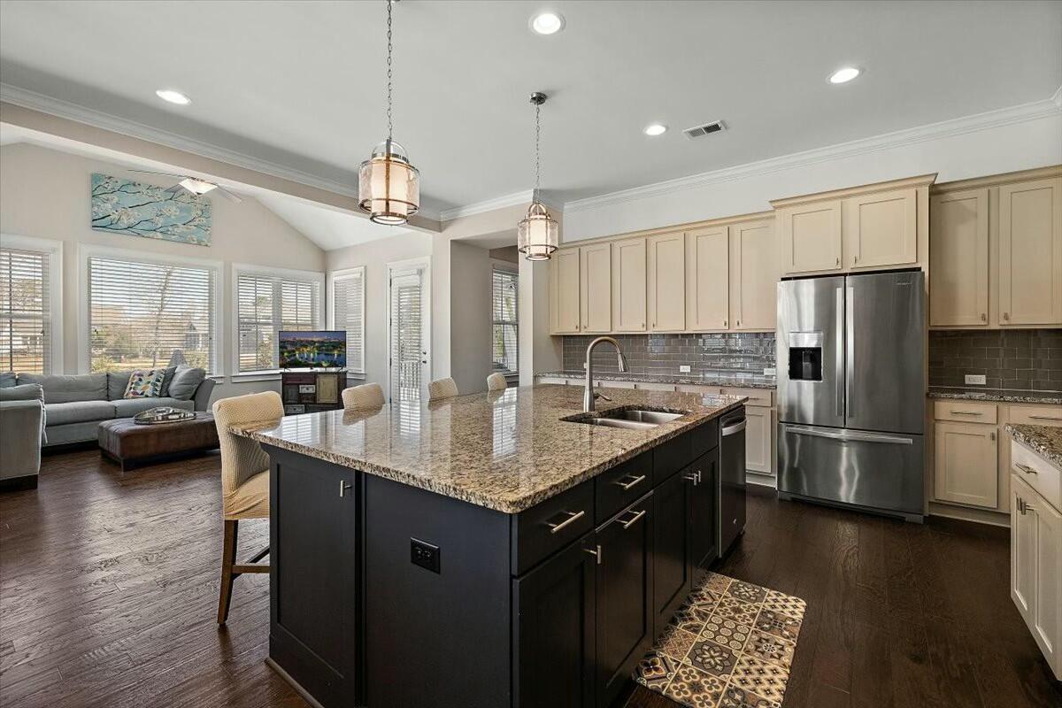 3003 Yachtsman Drive
