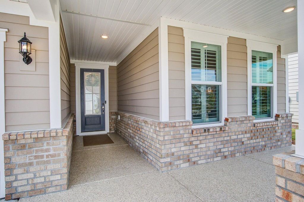 Photo of 311 Autumn Azalea Way, Summerville, SC 29486 (MLS # 26007432)