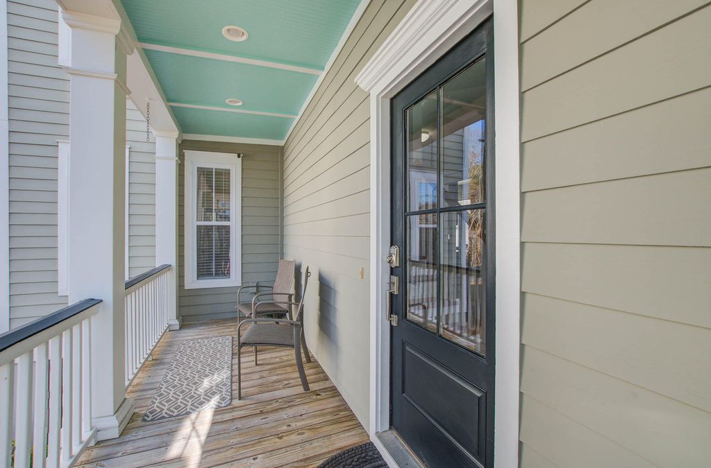 Photo of 214 Clouter Creek Drive, Charleston, SC 29492 (MLS # 25032274)