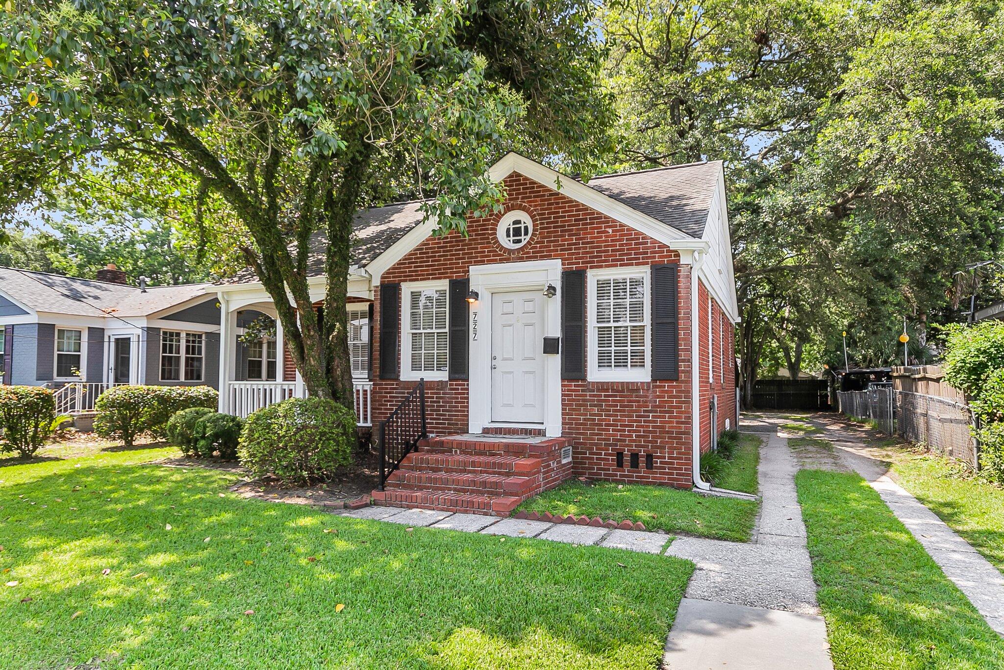 727 Savannah Highway
