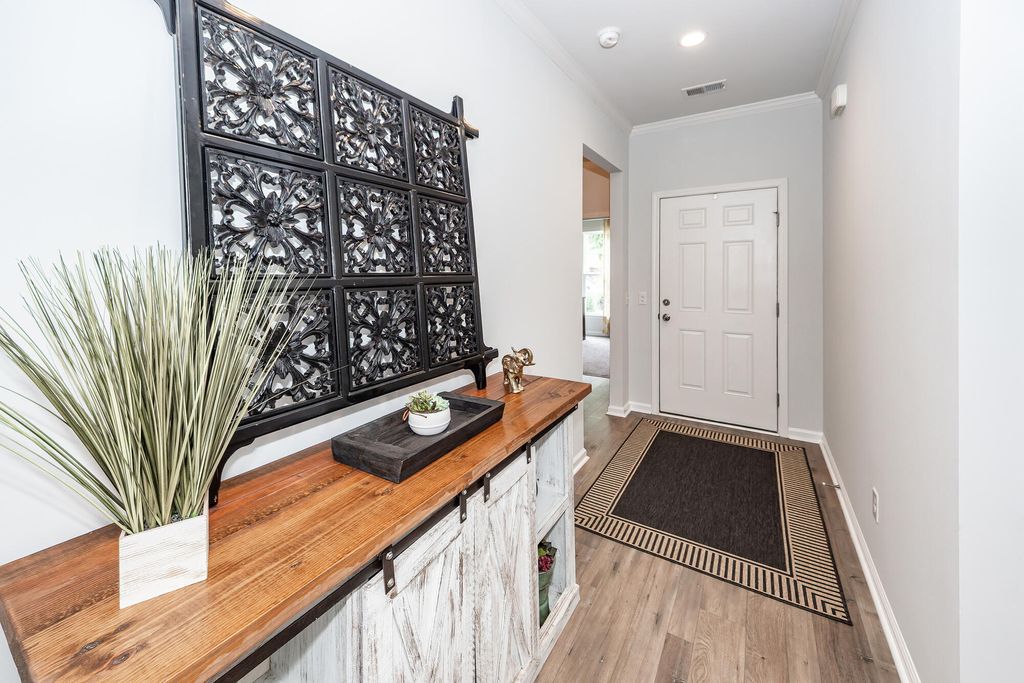 Photo of 2022 Lanneau Lane, Johns Island, SC 29455 (MLS # 26012311)