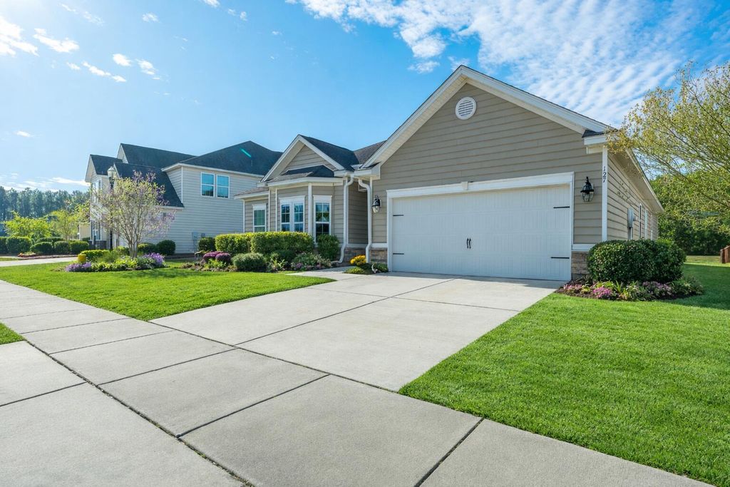 Photo of 127 Lindera Preserve Boulevard, Summerville, SC 29486 (MLS # 26010023)