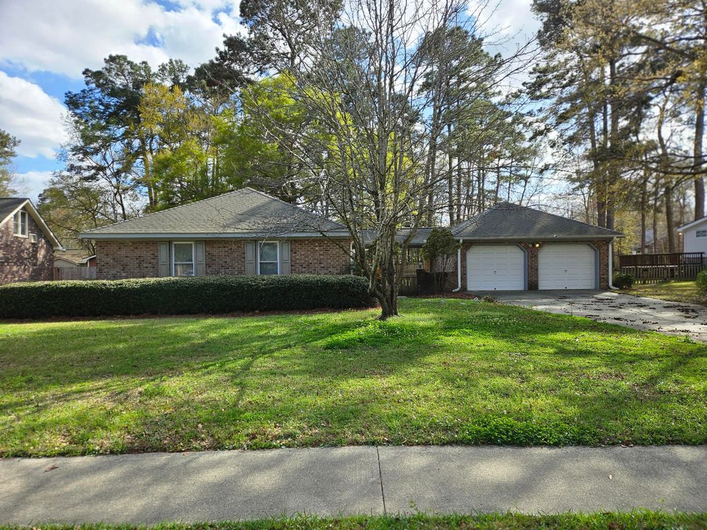 Photo of 106 Queensbury Circle, Goose Creek, SC 29445 (MLS # 26007191)