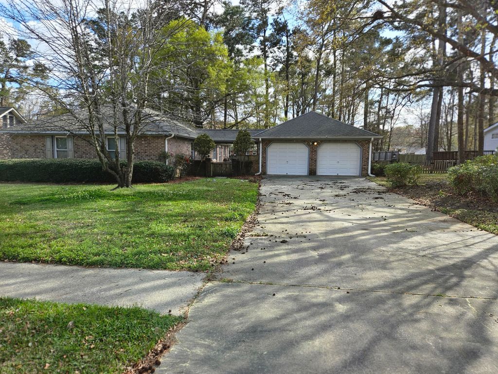 Photo of 106 Queensbury Circle, Goose Creek, SC 29445 (MLS # 26007191)