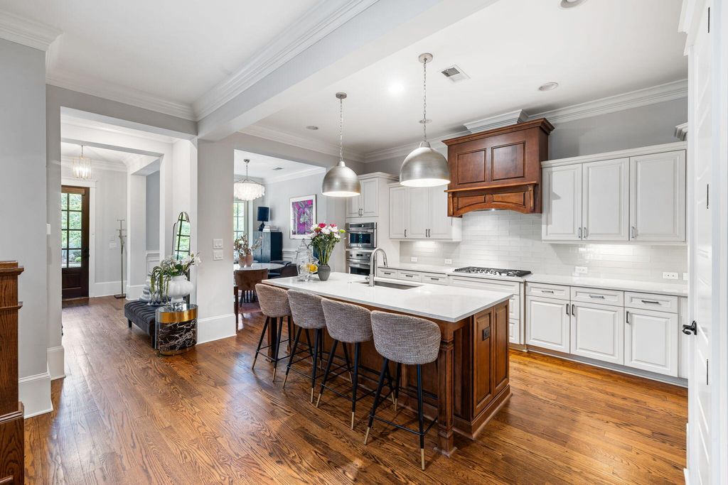 Photo of 302 Island Park Drive, Charleston, SC 29492 (MLS # 26012656)