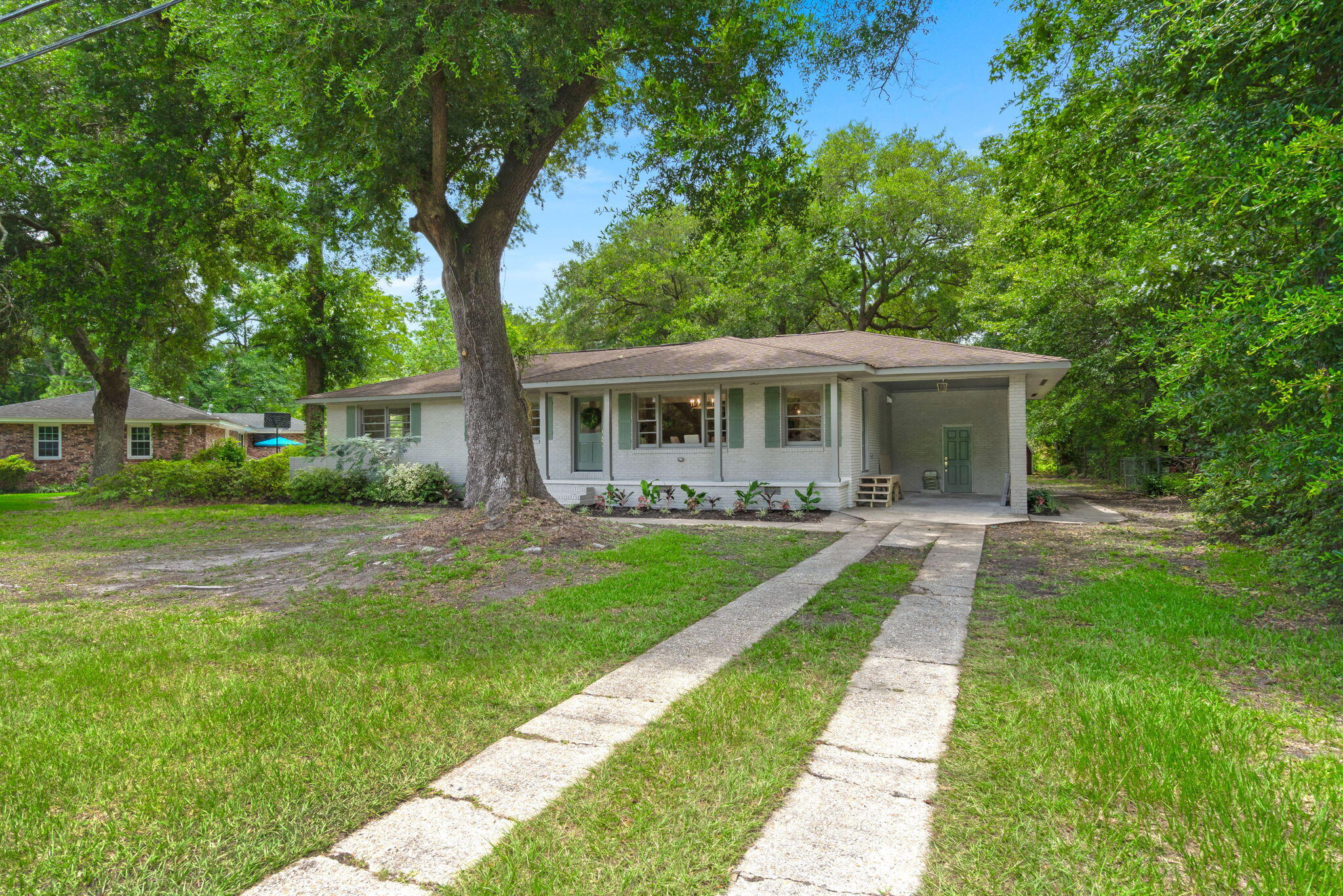 2209 Glendale Drive