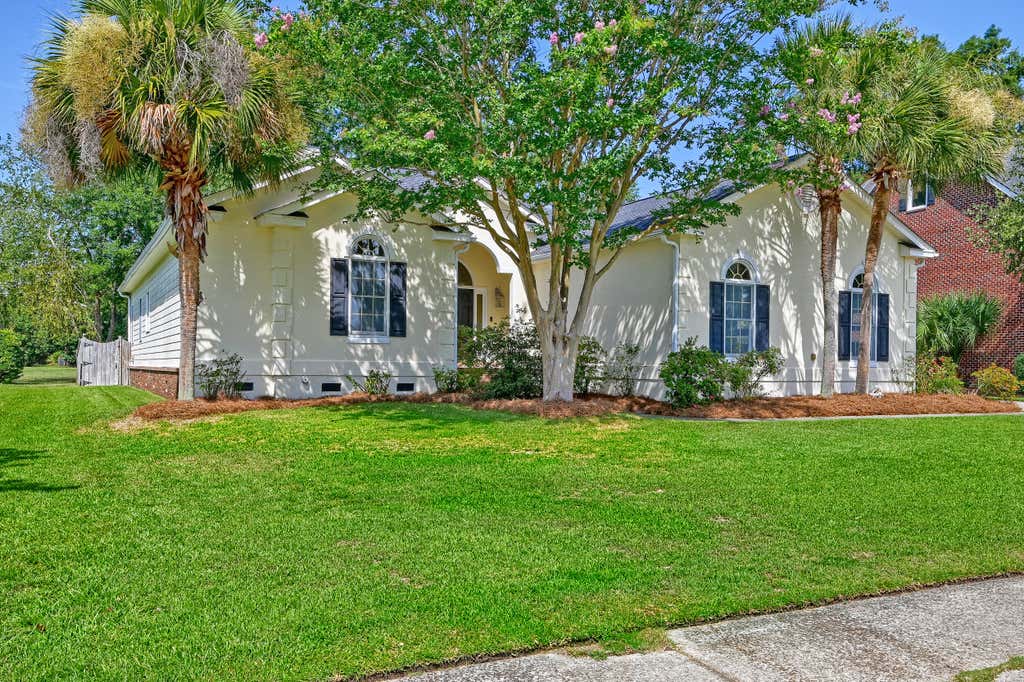 Photo of 1211 Eagle Landing Boulevard, Hanahan, SC 29410 (MLS # 26021630)