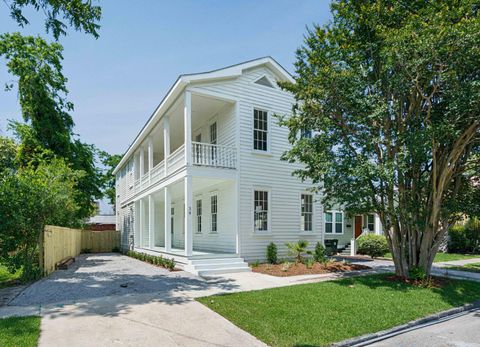 Photo of 34 Lenox Street, Charleston, SC 29403 (MLS # 25032165)