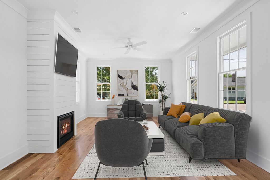 Photo of 34 Lenox Street, Charleston, SC 29403 (MLS # 25032165)