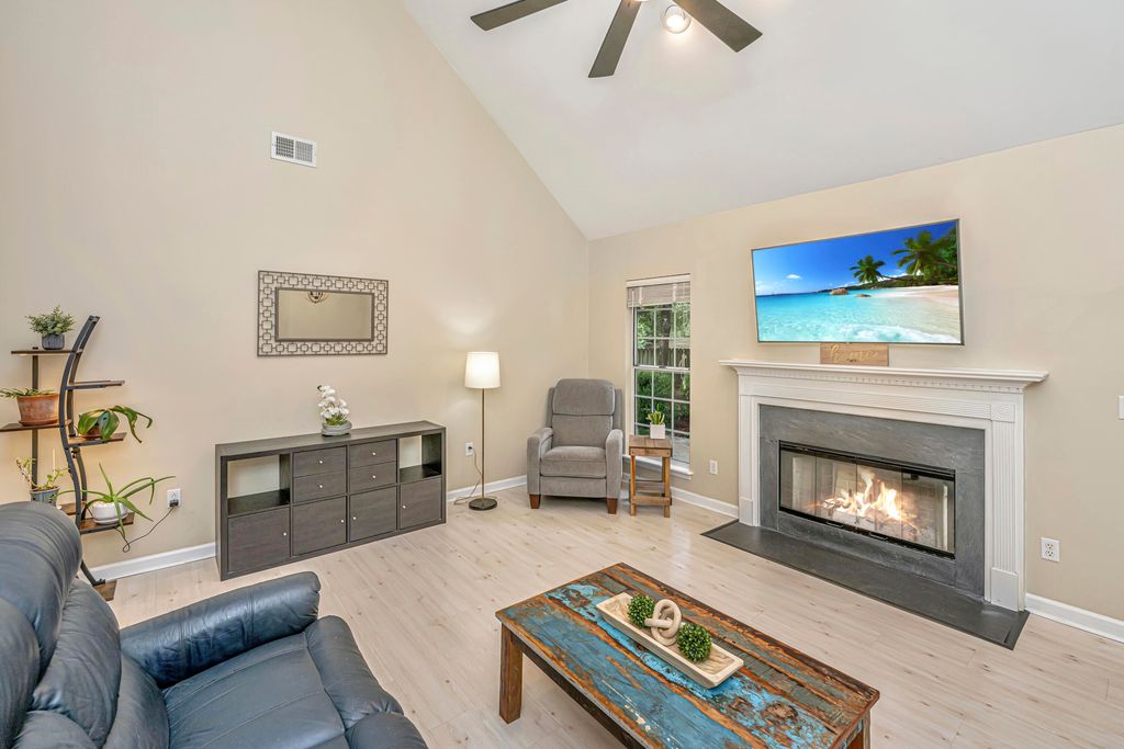 Photo of 1166 Old Ivy Way, Mount Pleasant, SC 29466 (MLS # 25026781)