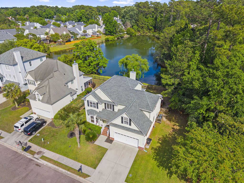 Photo of 3101 Sonja Way, Mount Pleasant, SC 29466 (MLS # 26013091)