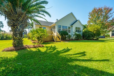 A home in Mount Pleasant