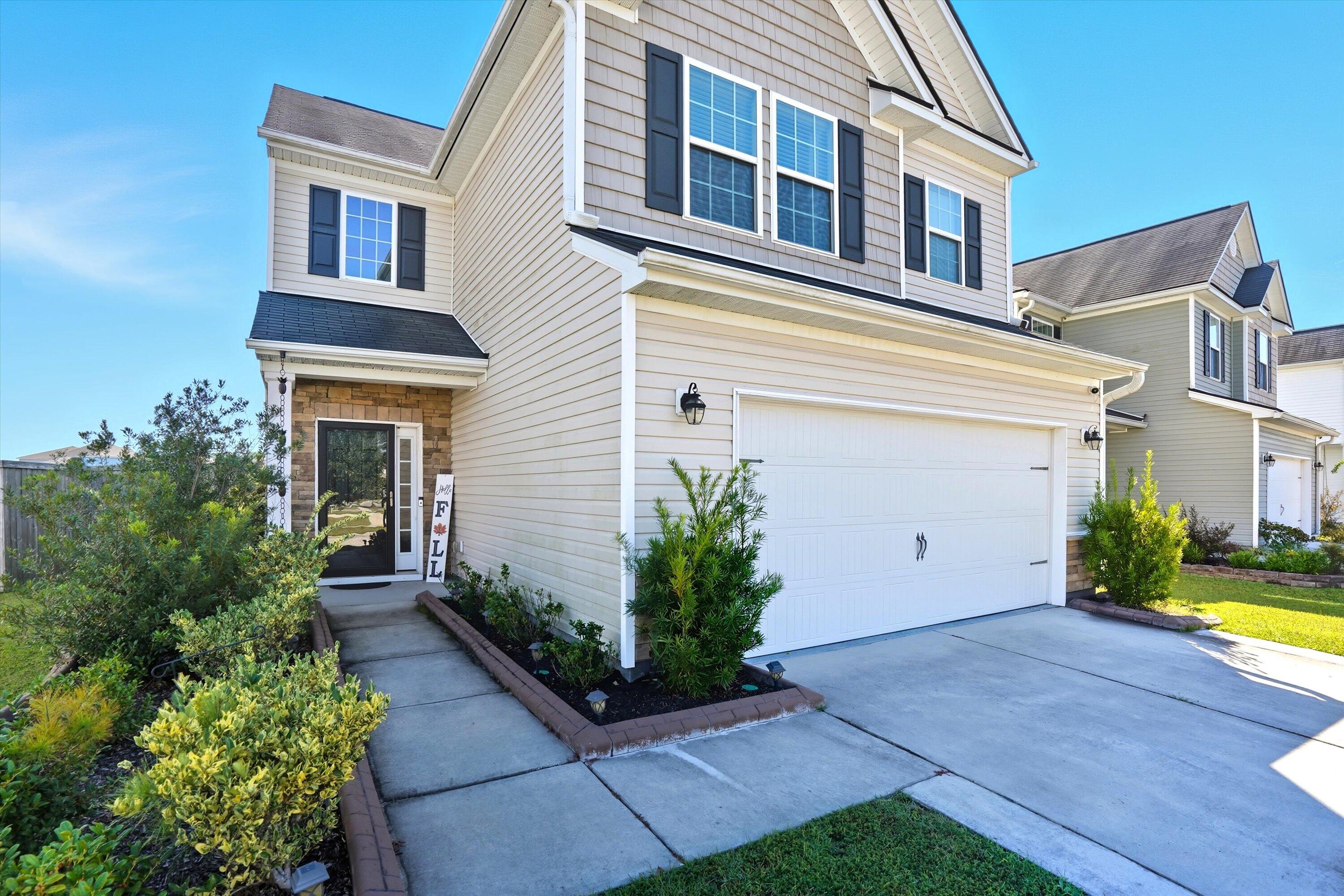 798 Redbud Lane
