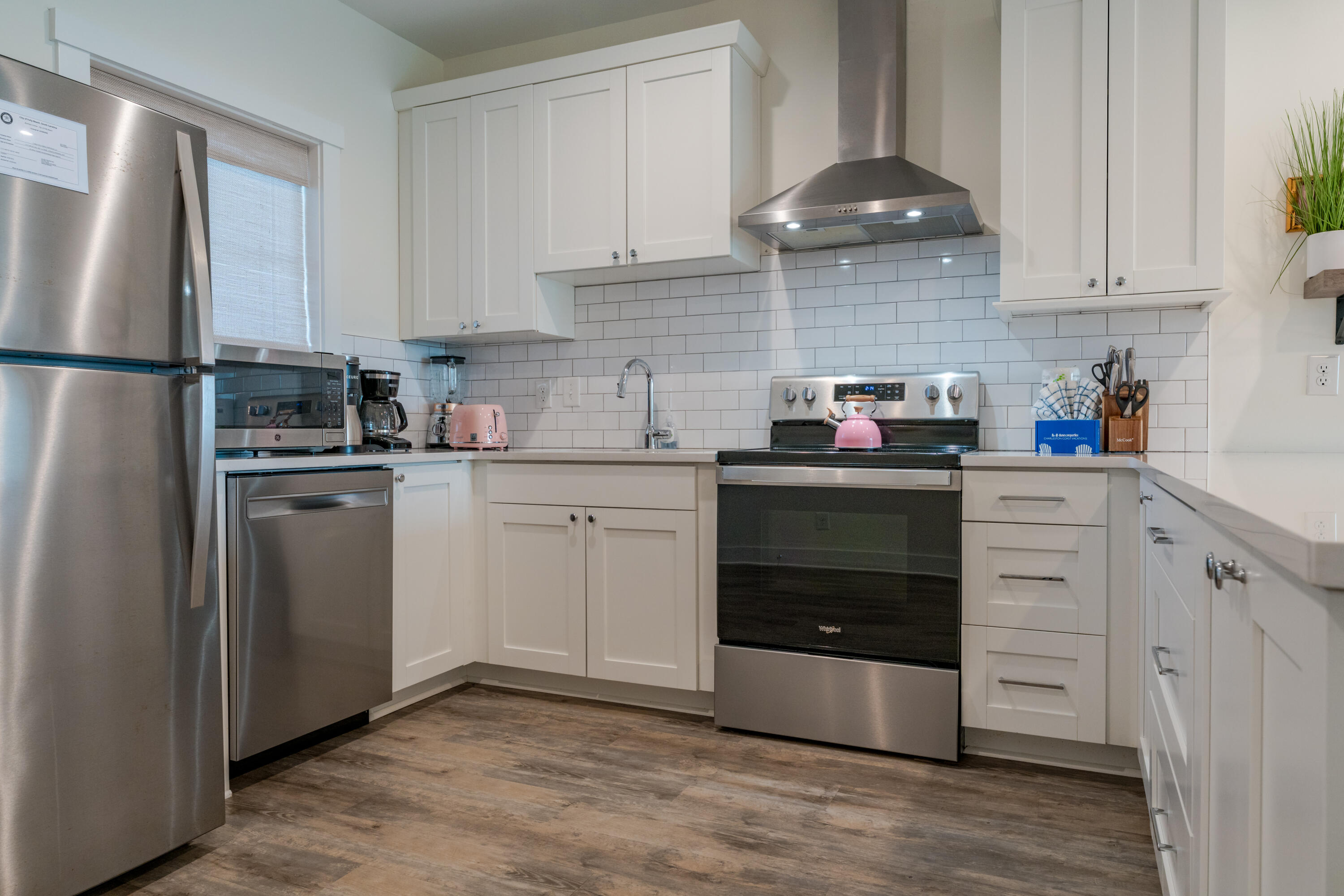 115 E Arctic Avenue 1a