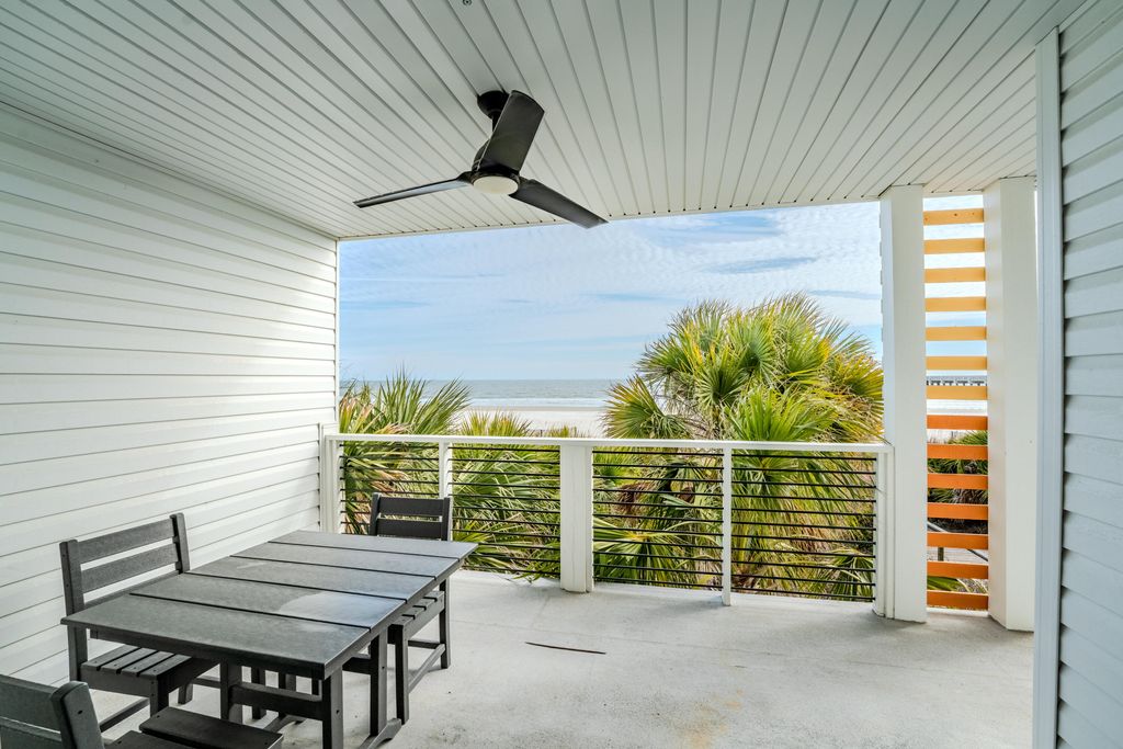 Photo of 115 E Arctic Avenue #1a, Folly Beach, SC 29439 (MLS # 26002658)