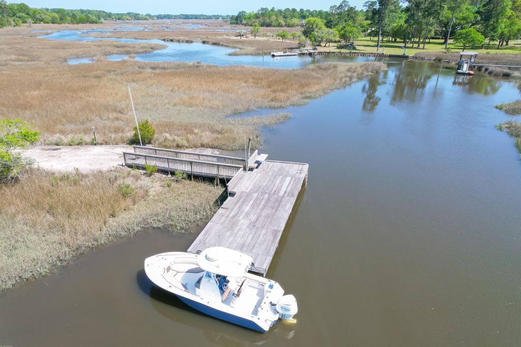 Photo of 5355 Creek View Lane, Hollywood, SC 29449 (MLS # 26011851)