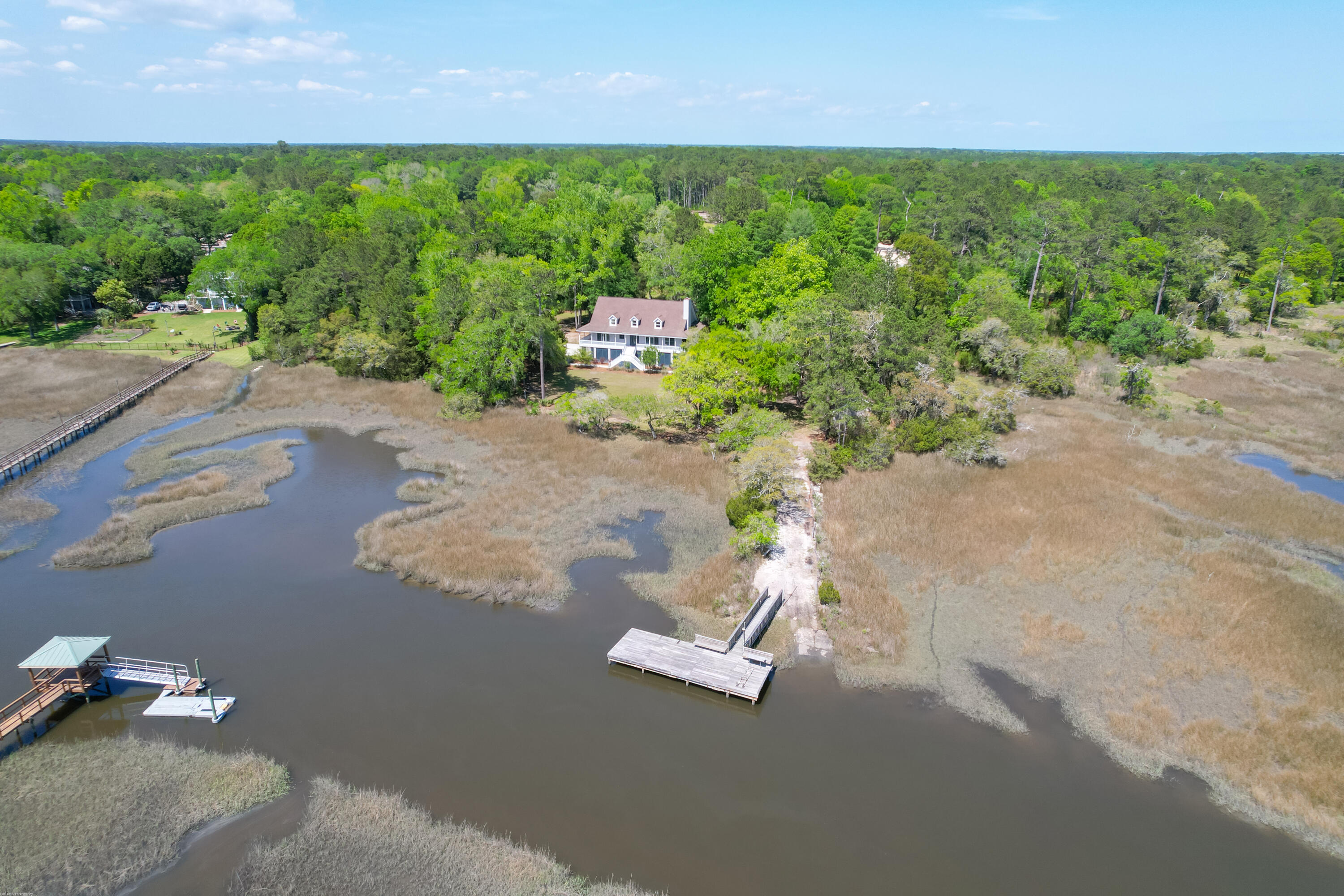 5355 Creek View Lane