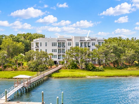 Photo of 108 Fairbanks Oak Alley #Unit 401, Daniel Island, SC 29492 (MLS # 26028954)