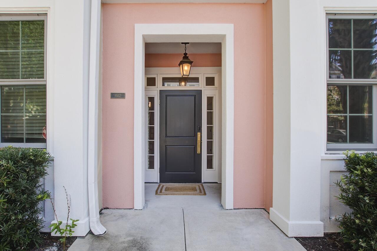 656 Coleman Boulevard 402