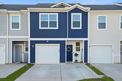 Photo of 104 Trumpet Vine Drive, Summerville, SC 29486 (MLS # 26023639)